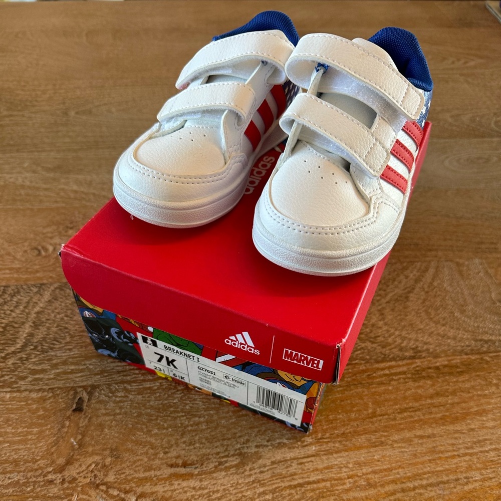 NEW - never worn Adidas Captin America Gym shoes